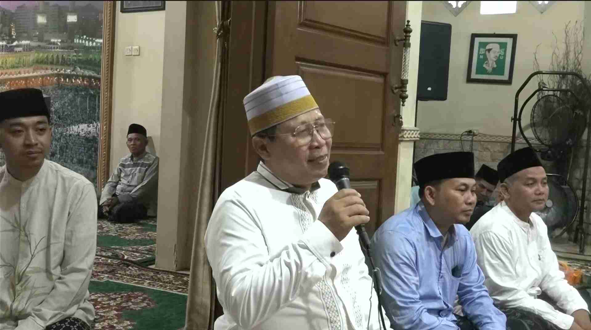 Kedekatan Tiga Generasi dan Keteladanan KH M. Fadlullah Malik di Mata KH Akhmad Jazuli
